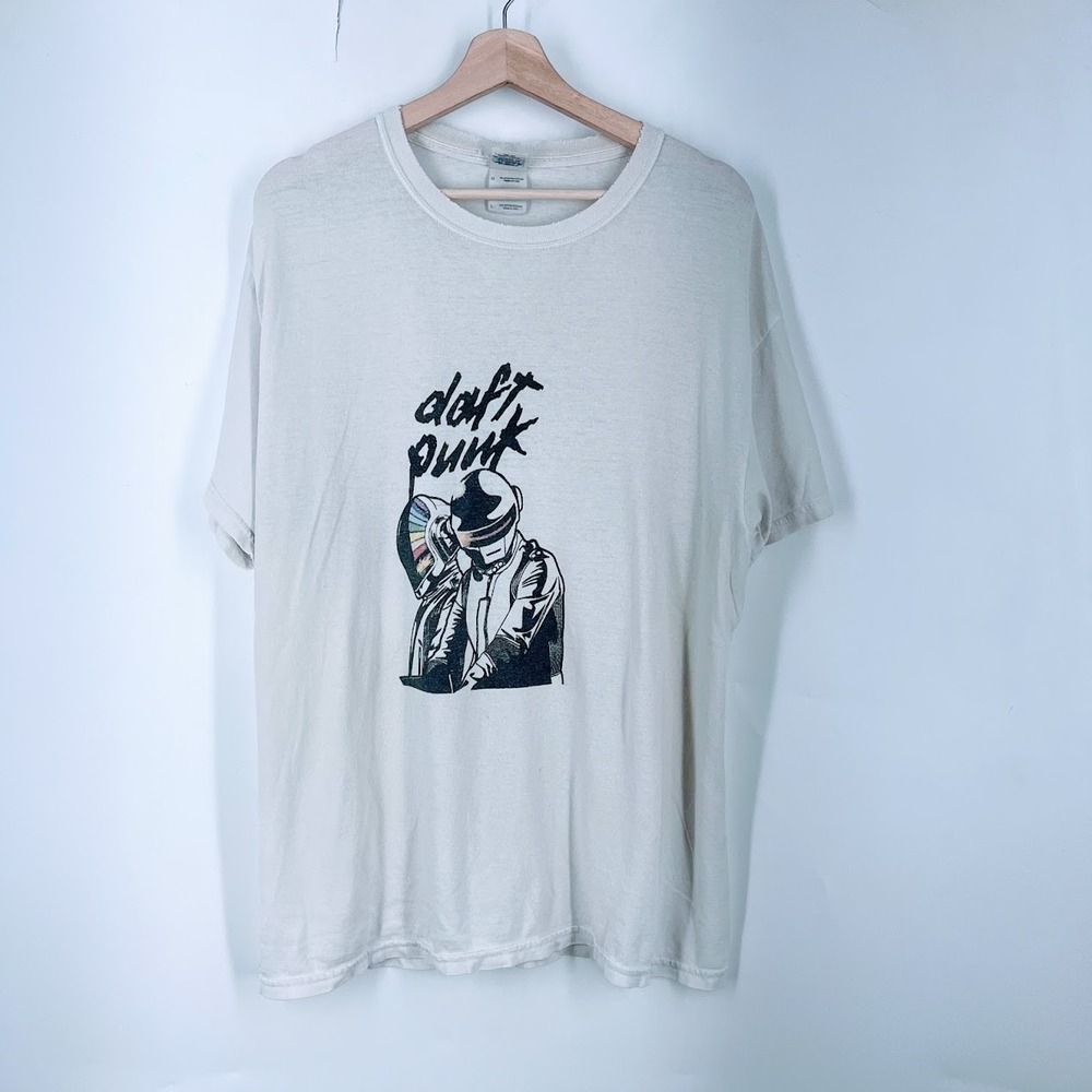 Daft Punk Graphic Gildan Heavy Cotton T-Shirt Mens Distressed T-Shirt Size L